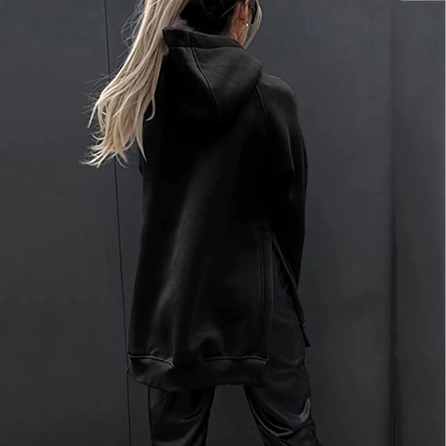 Women's Winter Oversized Hoodies Stylish Long Sleeve High Split Hem Pullover Casual High Low Sweatshirt With Pocket